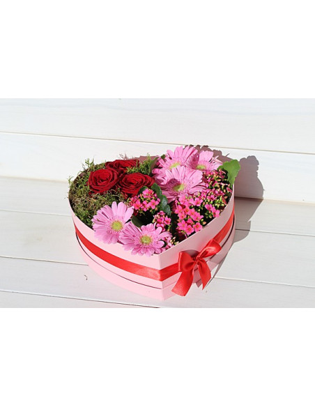 Coeur de roses roses